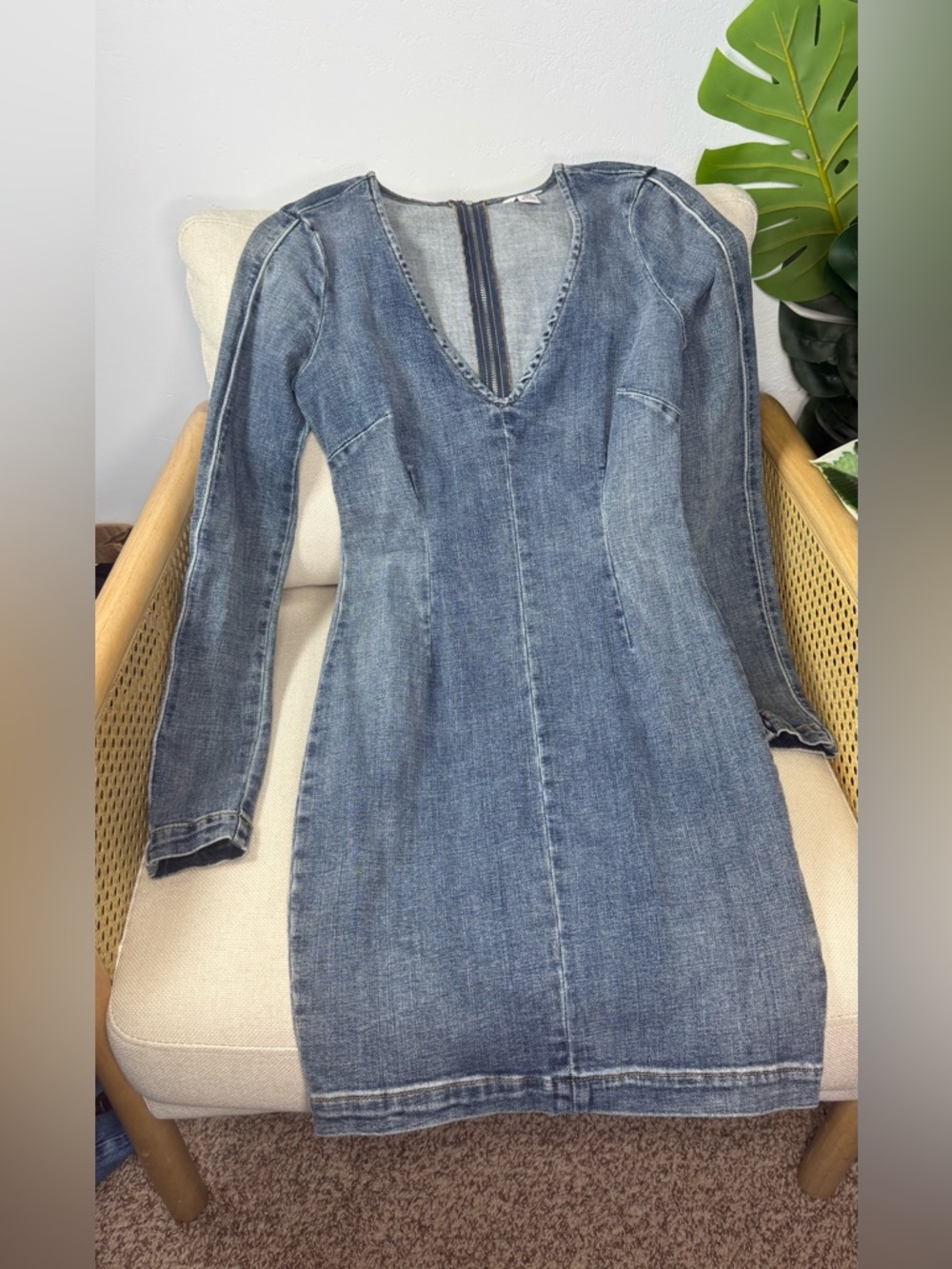 Guess Denim V Neck Dress Size XS - Picture 3 of 7
